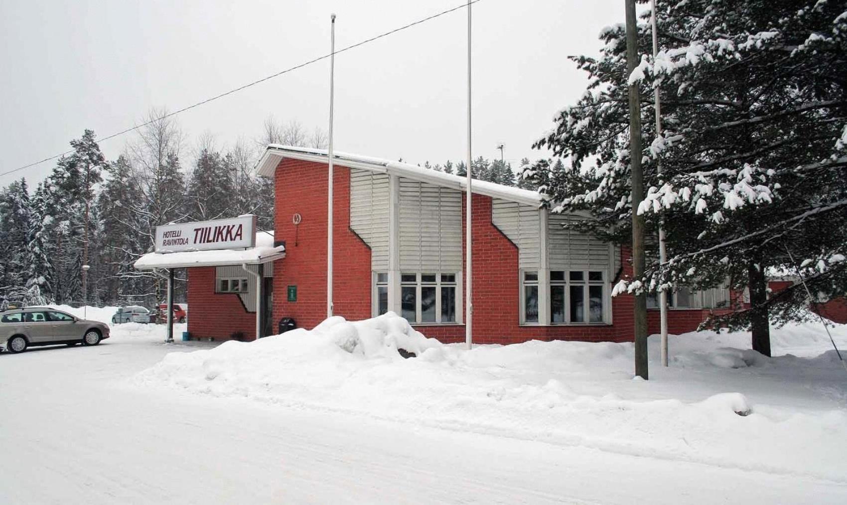 Hotelli Ravintola Tiilikka Rautavaara Zewnętrze zdjęcie