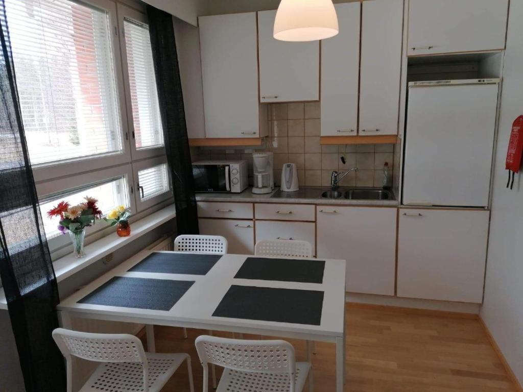 Hotelli Ravintola Tiilikka Rautavaara Zewnętrze zdjęcie