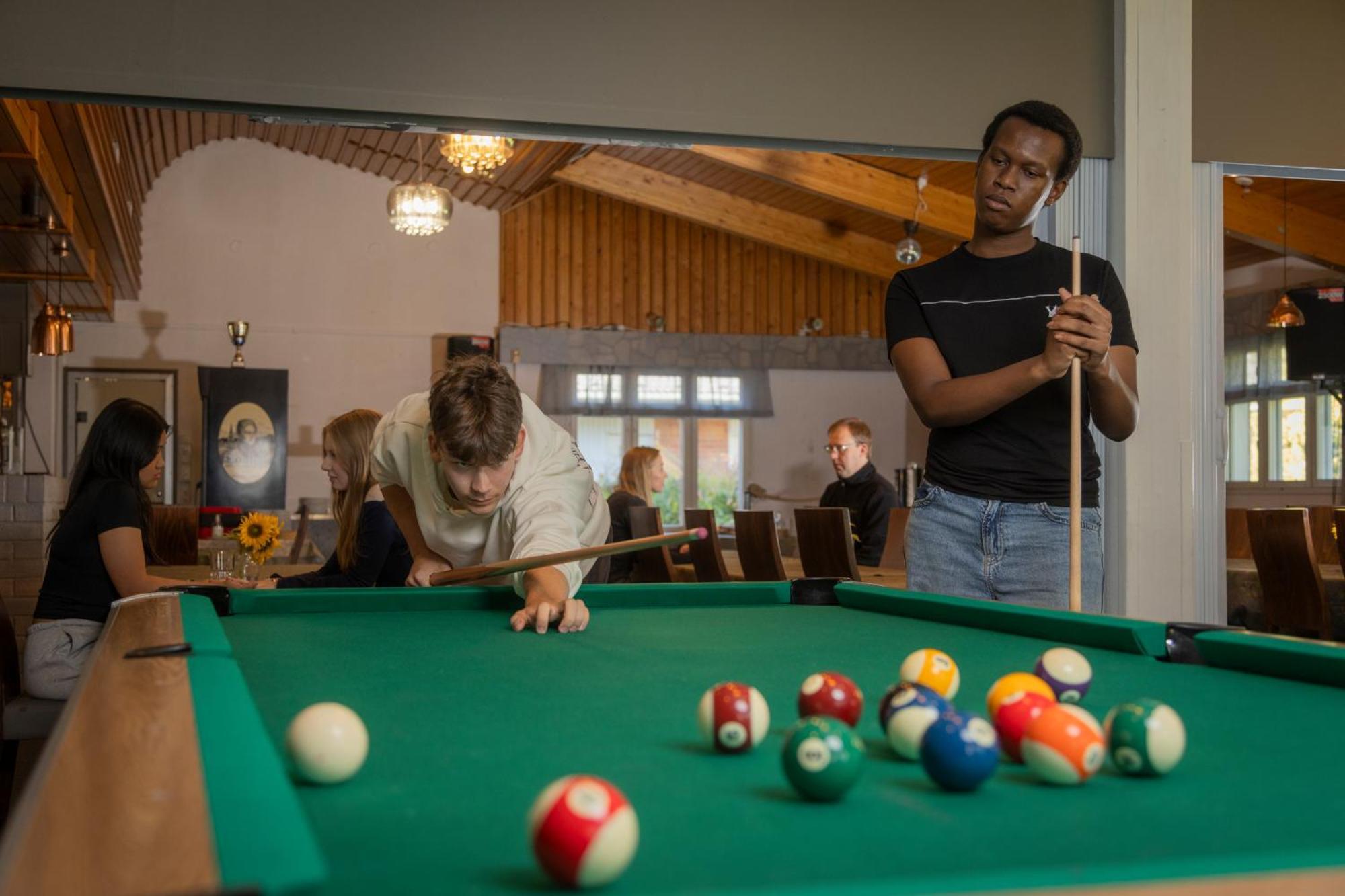 Hotelli Ravintola Tiilikka Rautavaara Zewnętrze zdjęcie